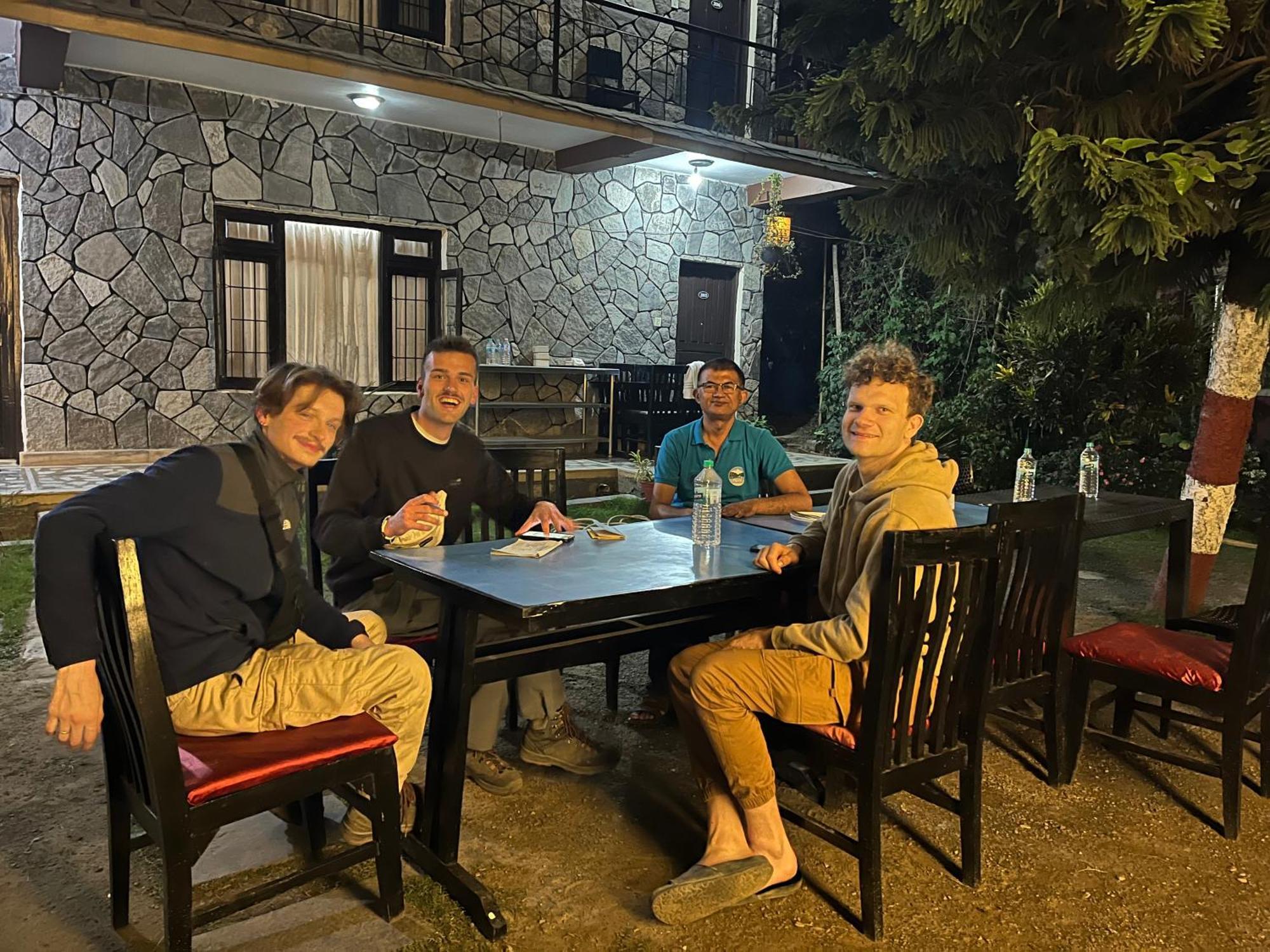 Trekkers Lodge Pokhara Kültér fotó