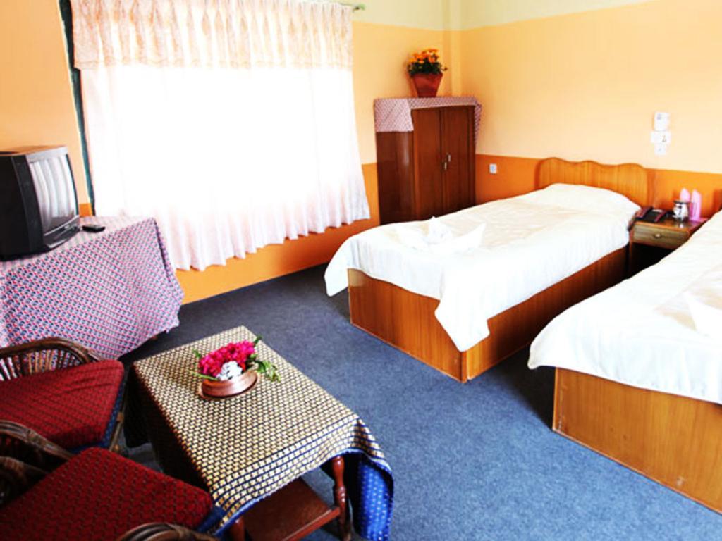 Trekkers Lodge Pokhara Szoba fotó